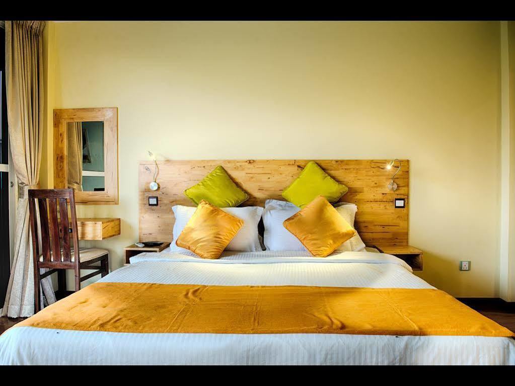 Hotel Narnia Maldives Maafushi Exterior foto